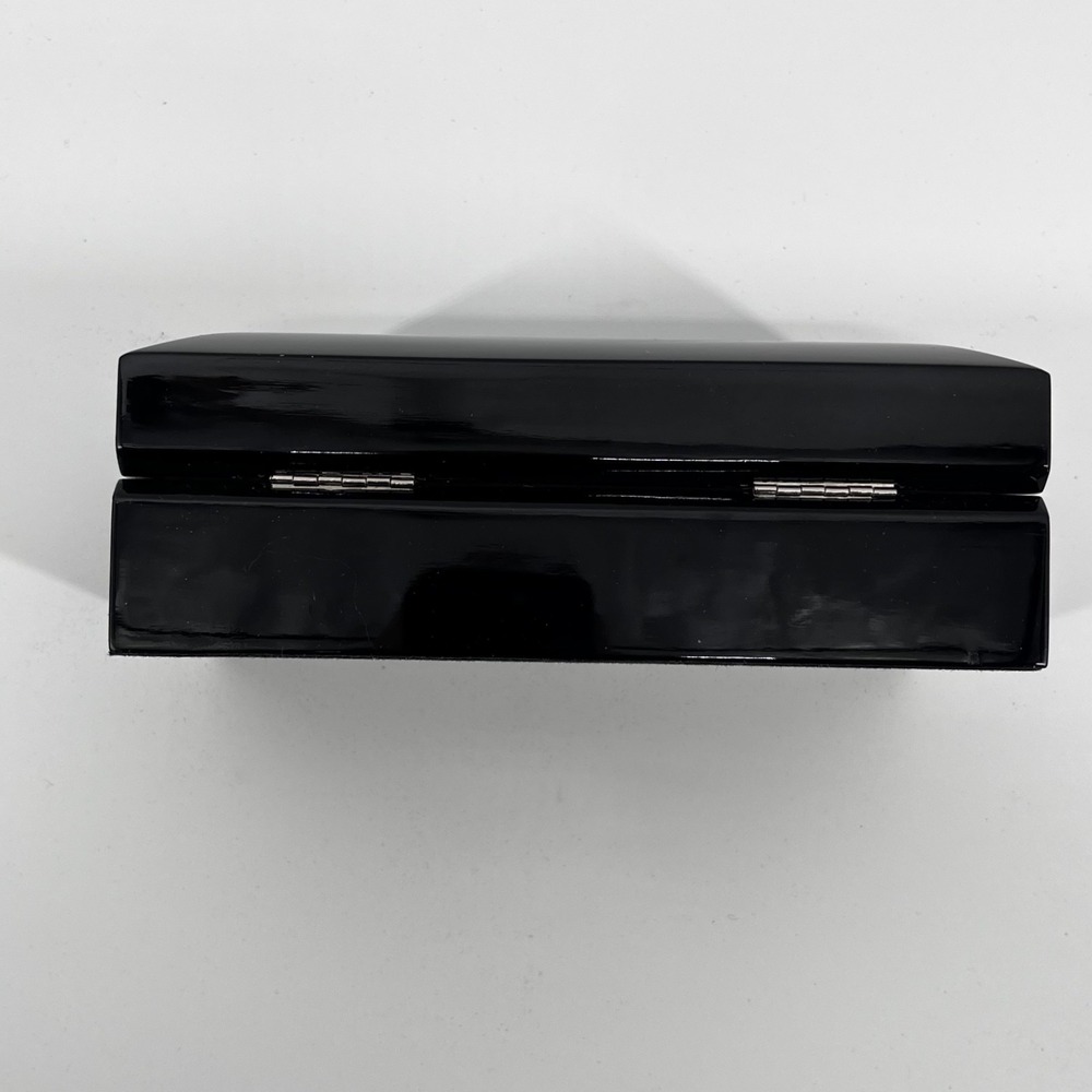 ROCHAS Paris - pen and lapel pin set. Great for gifting or personal use - Picture 4 of 4
